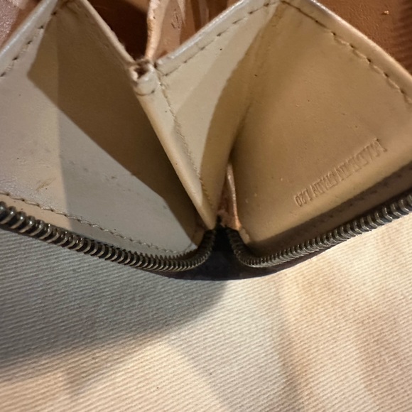 Celine Wallet - Picture 10 of 15